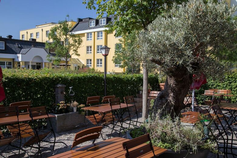 City Partner Hotel Alarun