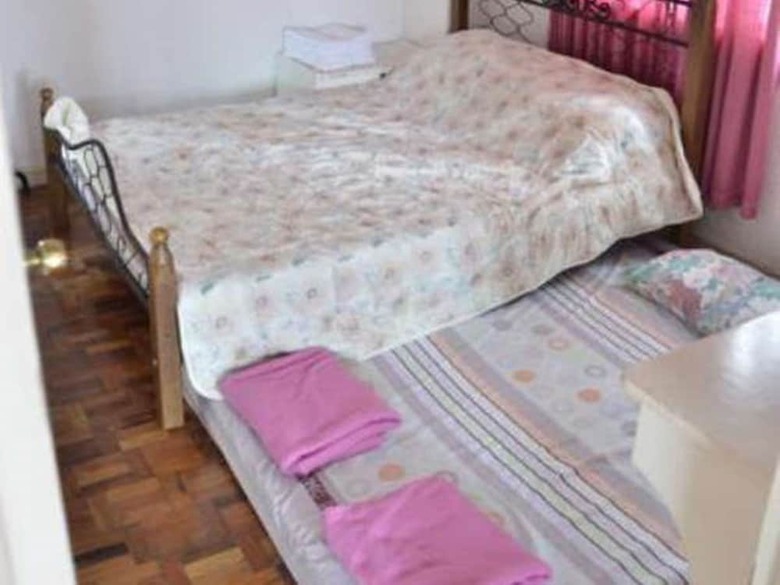 Gardenville Hotel