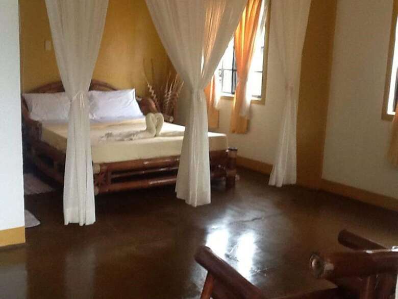 Hotel Nipa Hauz Resort
