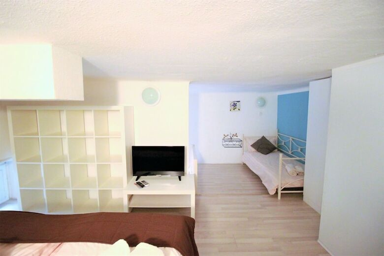 Budapest Easy Flats - Opera Apartments