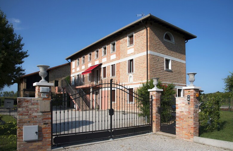 Bed & Breakfast Chiaro Di Luna