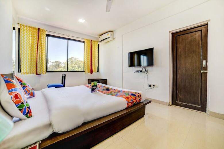 Fabhotel Casa Paradise Premium Suites