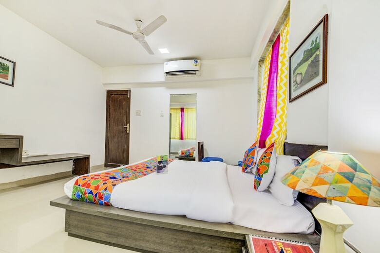 Fabhotel Casa Paradise Premium Suites