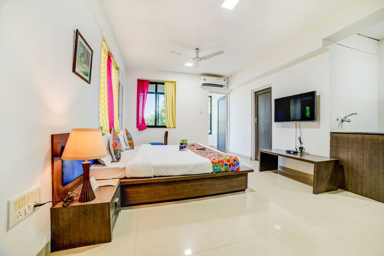 Fabhotel Casa Paradise Premium Suites