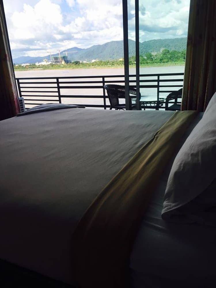 Hotel Khong River View