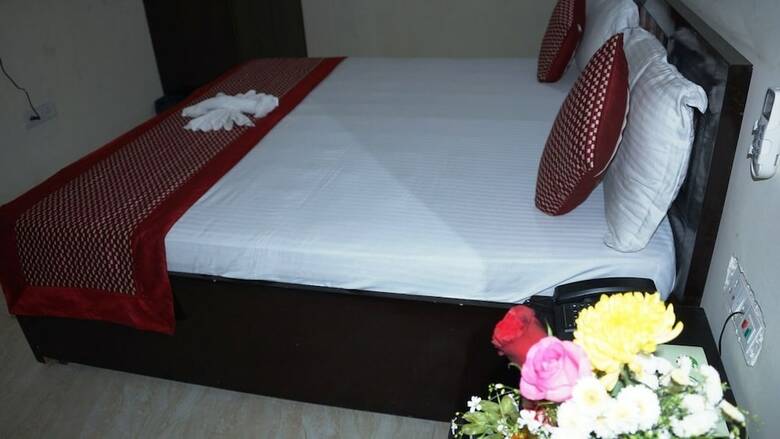 Maxfort Budget Hotel Dwarka