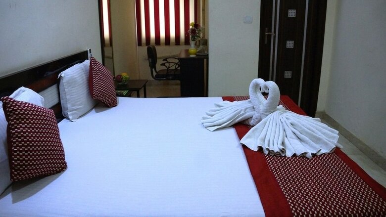 Maxfort Budget Hotel Dwarka
