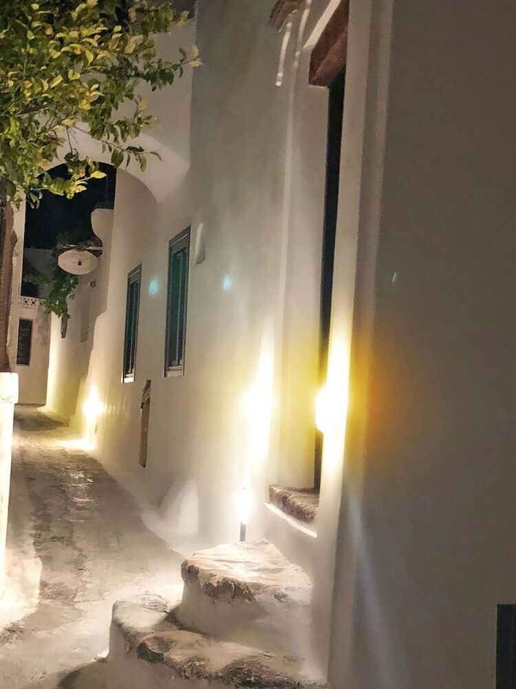 Villa The Luna Suites