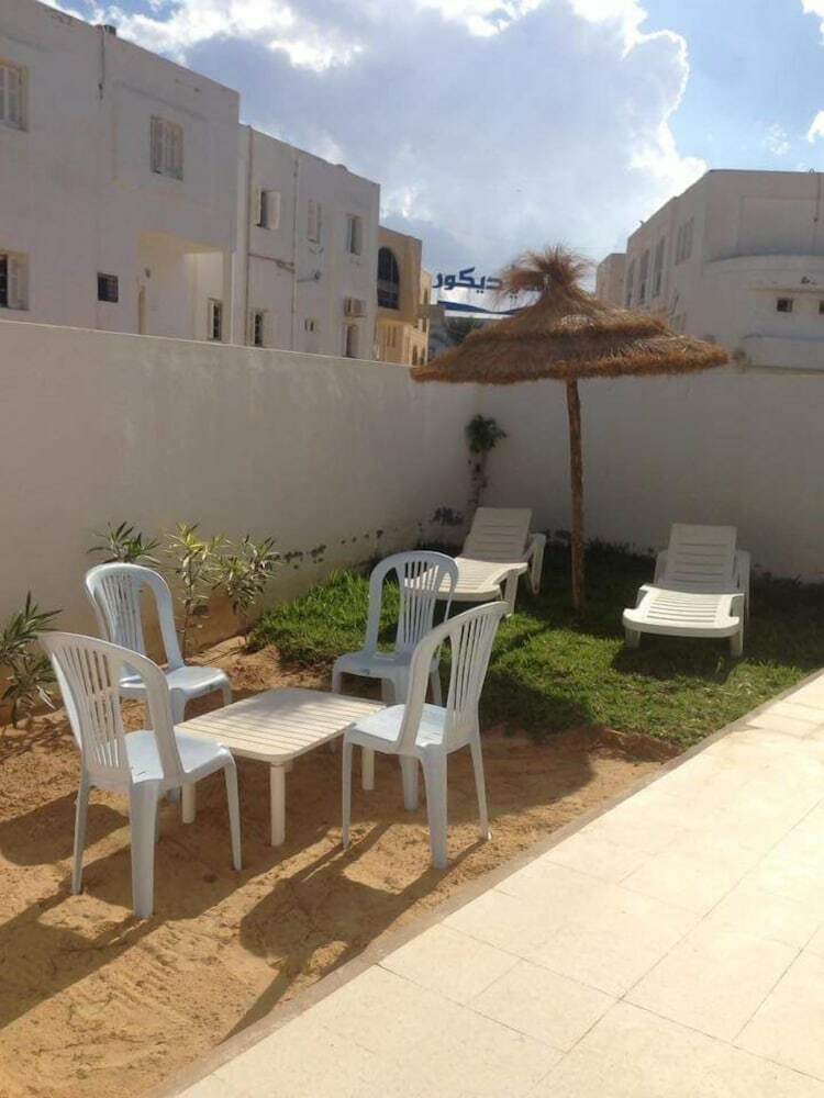 Apartamentos Menzel Rayen