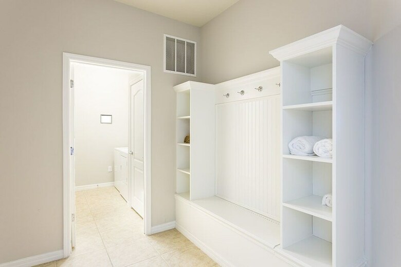 Windsor At Westside #13 - 8 Bed 6 Baths Villa