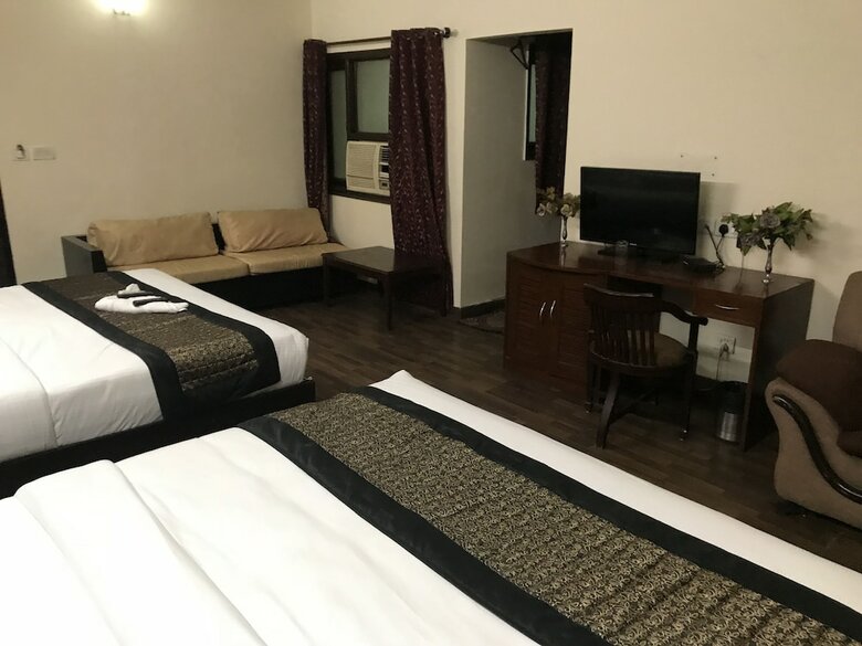 Hotel Shoba International