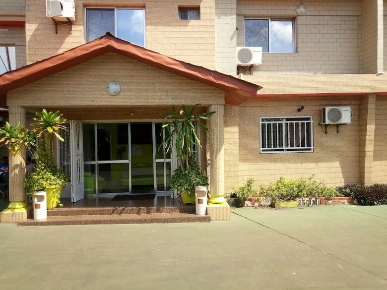 Zambezi Inn Hotel
