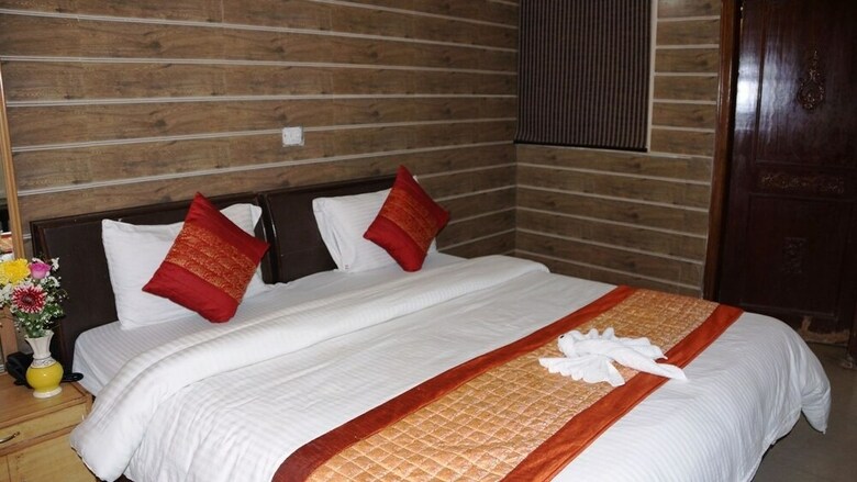 Maxfort Airport Hotel