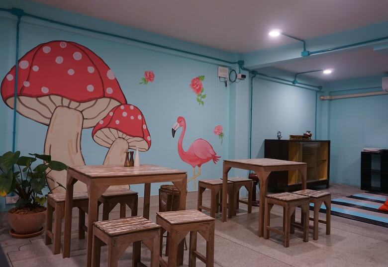 Hostal The April 24 Home & Cafe