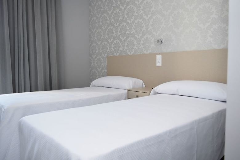 Hostal Siskets Hotel & Restaurante