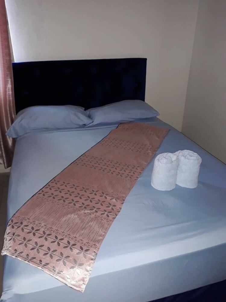 Gold Town Tavua Hotel