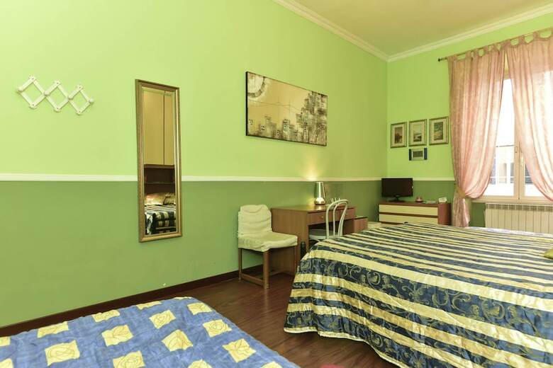 Hotel Nicole Rooms