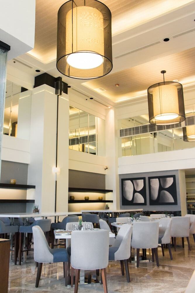Hotel Seda Ayala Center Cebu