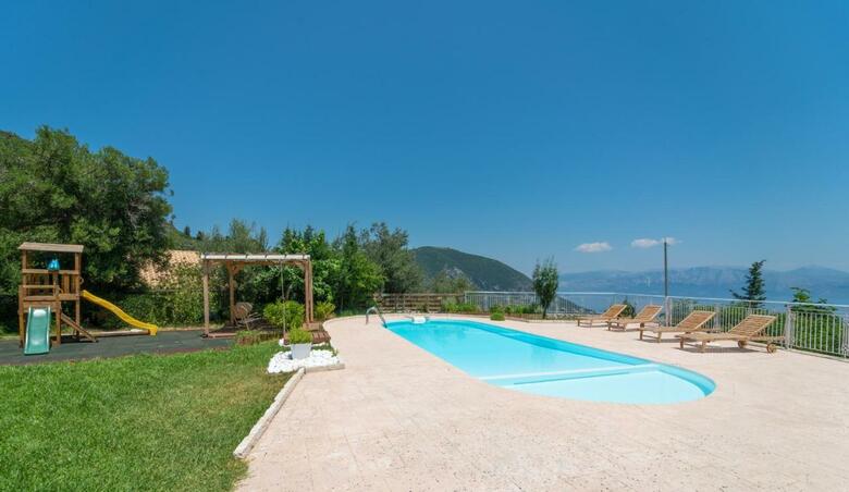 Violitzis Villas