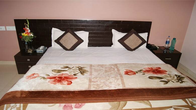 Hotel Maxfort Cyber City