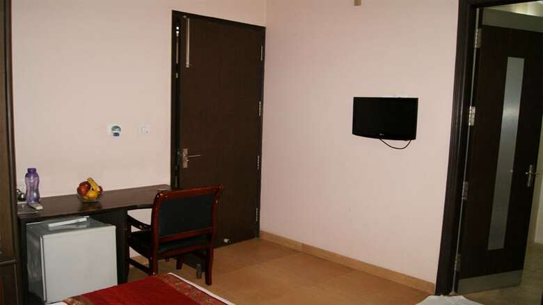 Hotel Maxfort Cyber City