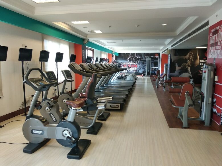 Hotel Dlf Club 3