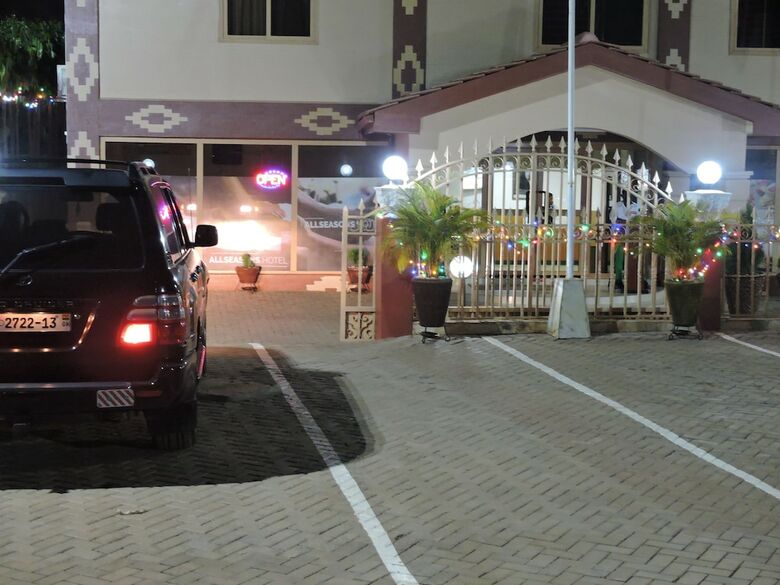 All Seasons Hotel