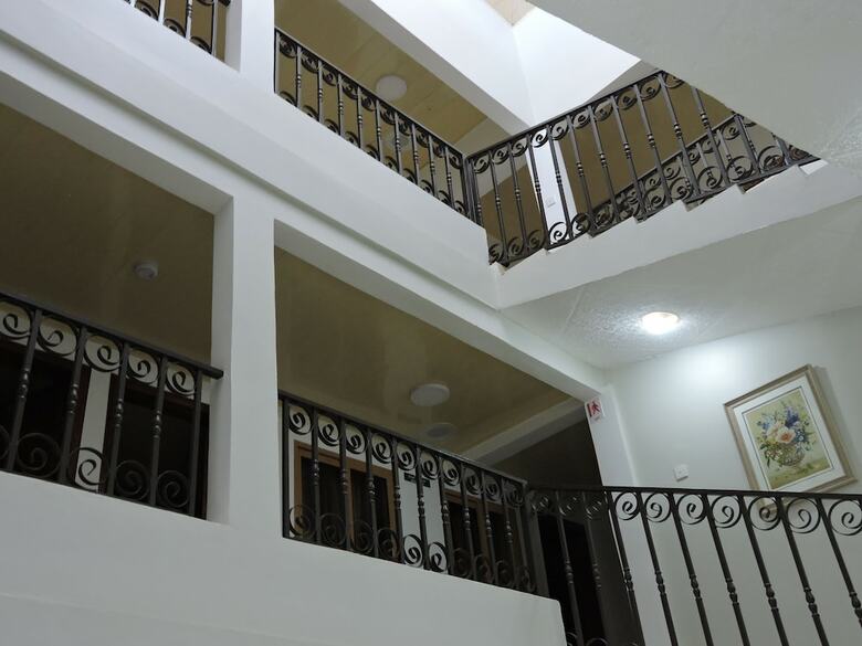 All Seasons Hotel
