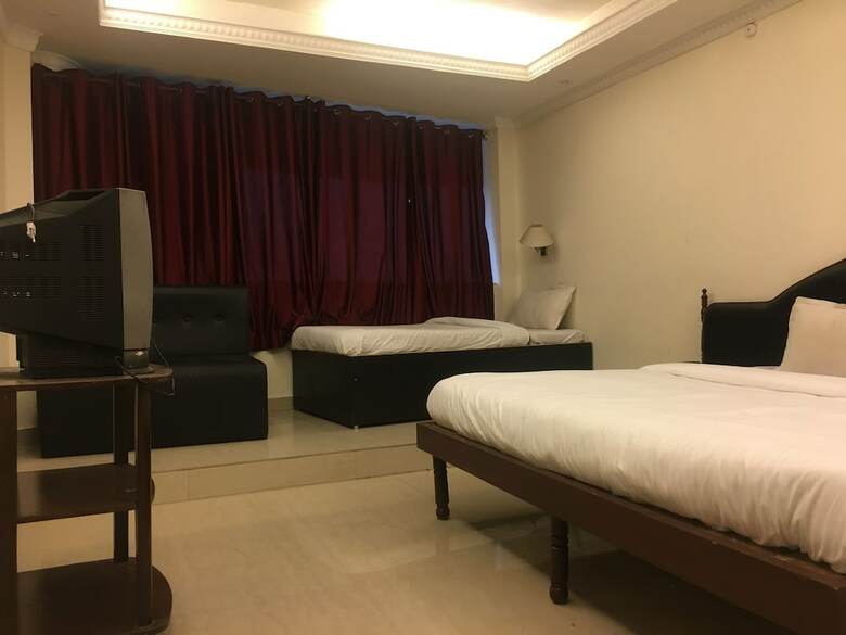 Hotel Meridian