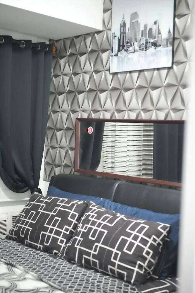 Azure Urban Resort Hostedbyces