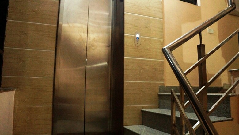 Hotel Maxfort Service Apartment