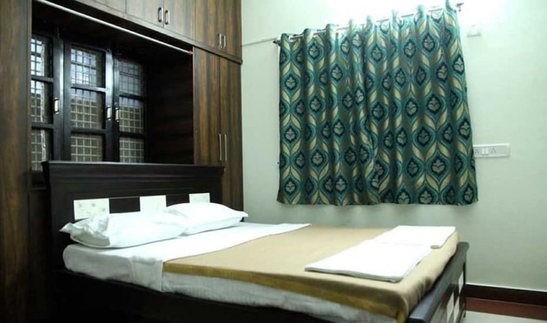 Hotel Lotus Grand