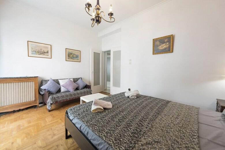Apartamentos Athens Neverland