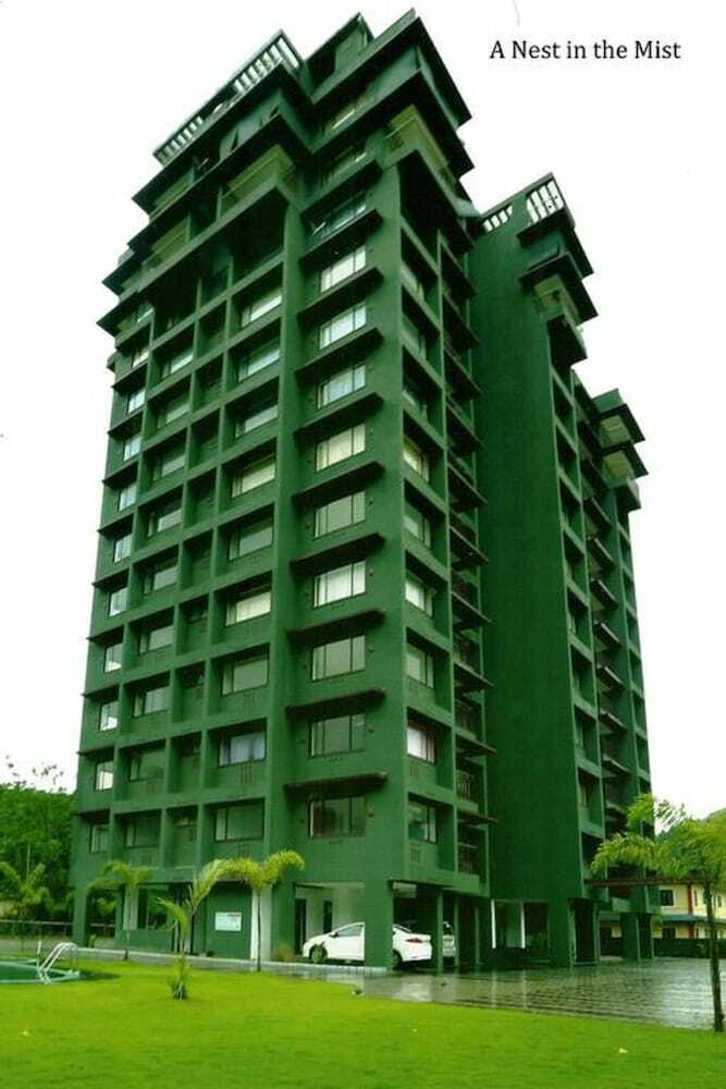 Hotel Thazaa Resorts