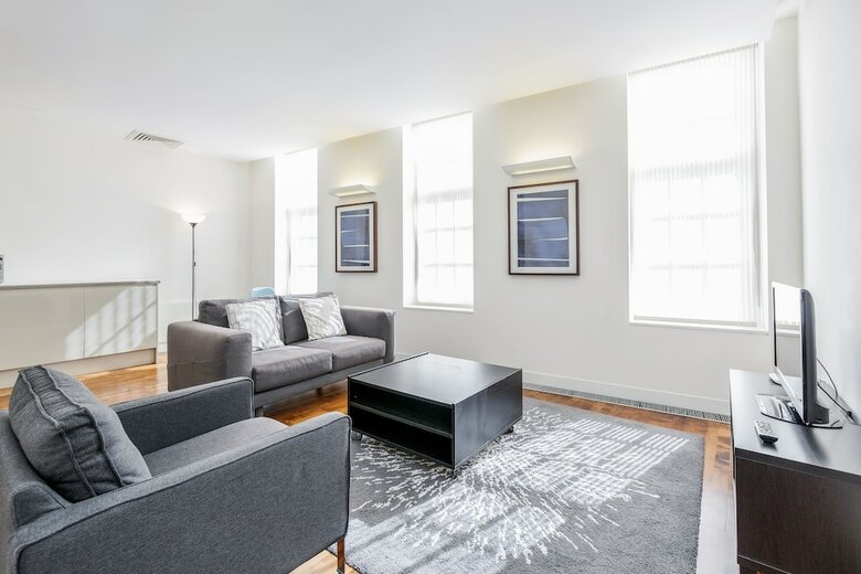 Lcs Liverpool Street Apartments
