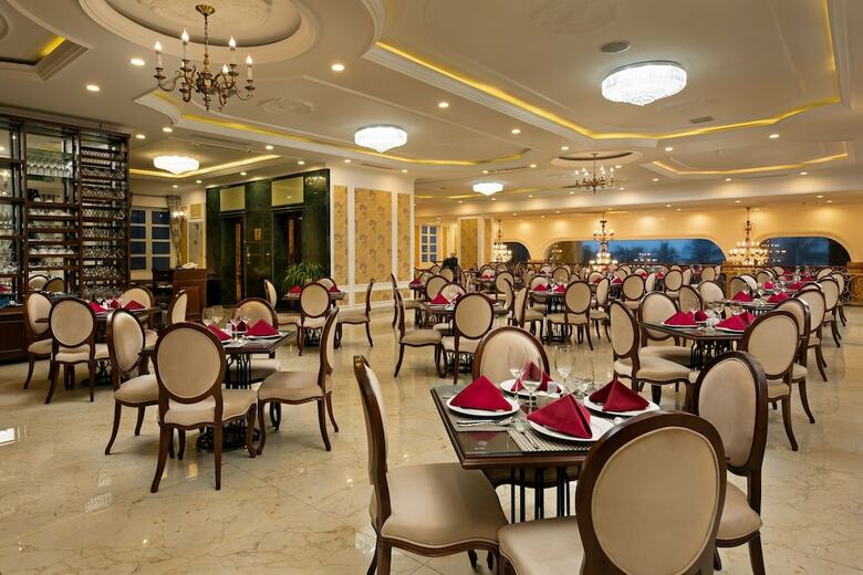Eden Hotel