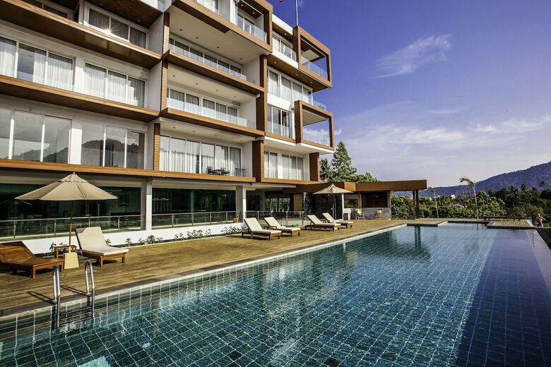 Q Kata Residence