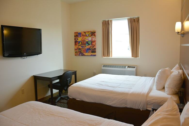 Hotel Days Inn & Suites By Wyndham Milwaukee