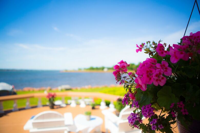 Bed & Breakfast 1 West Inn Waterfront