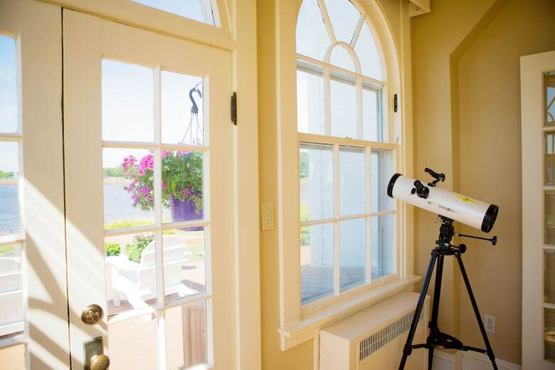 Bed & Breakfast 1 West Inn Waterfront
