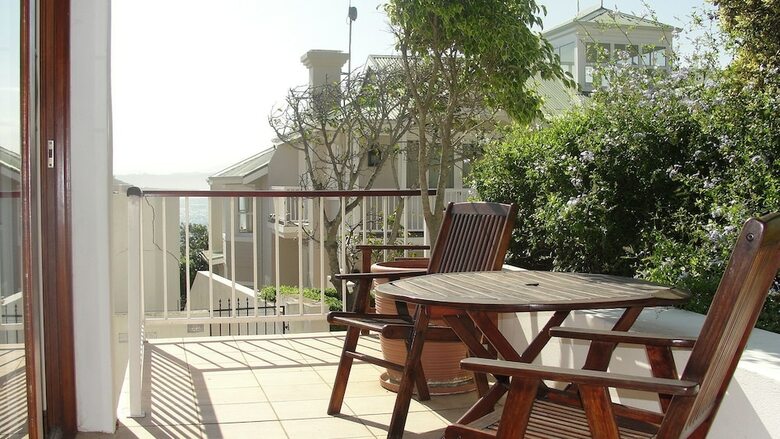 Hotel Augusta Bay
