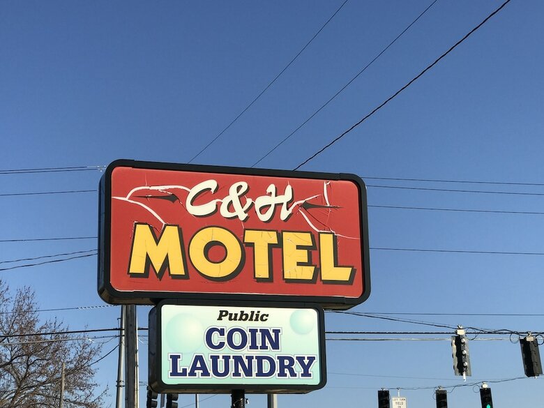 C&h Motel El Dorado Springs