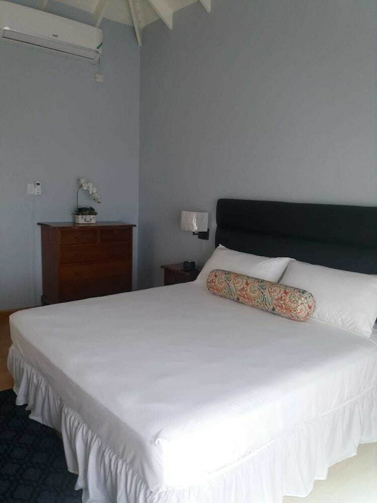 Apartamentos Studio Chateau - Manor Park, Kingston 8