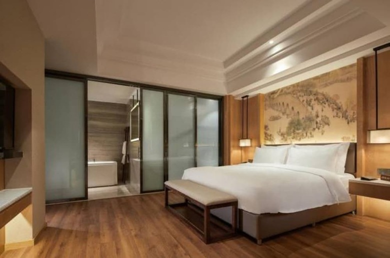 Charm City Kai Guan Hotel