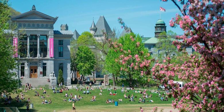 Hotel Gite King Hostels - In Montreal (C�te-saint-paul)
