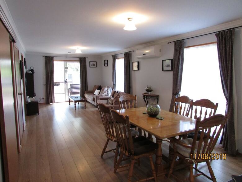 Lazy Days Bed And Breakfast Cottage