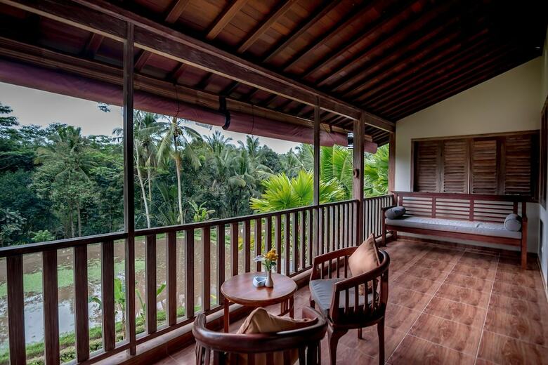 Niniku Villa