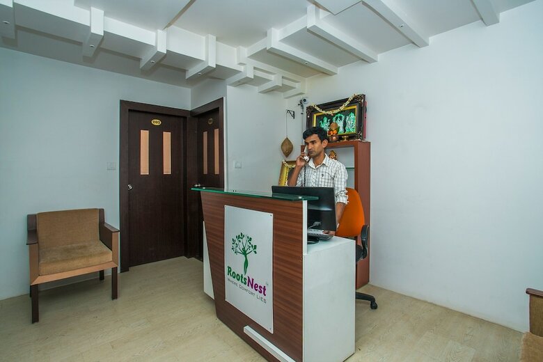 Hotel Oyo 17018 Roots Nest