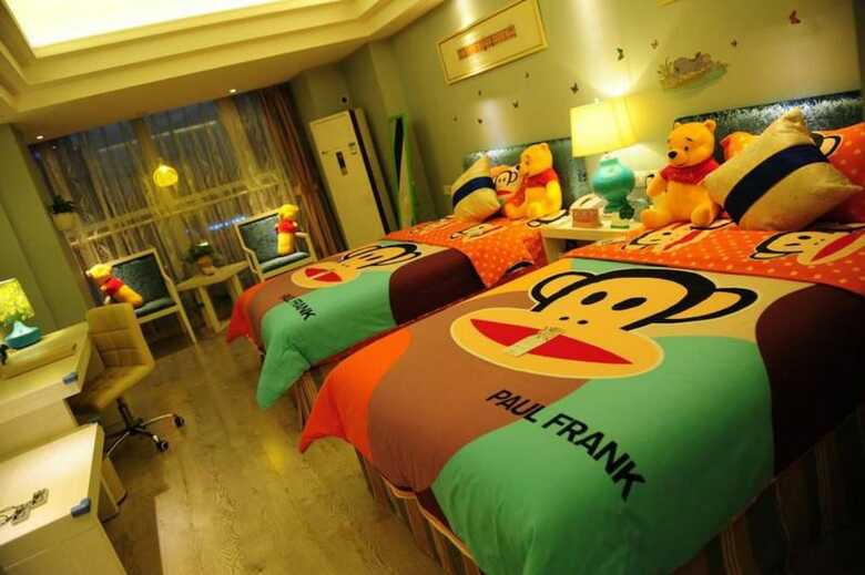 Chengdu Charm City Hotel