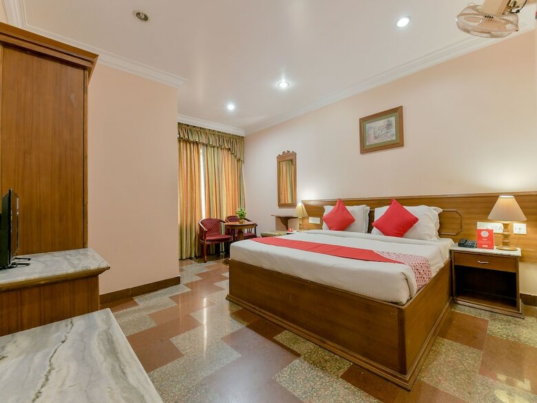 Hotel Oyo 15854 Grand Seasons